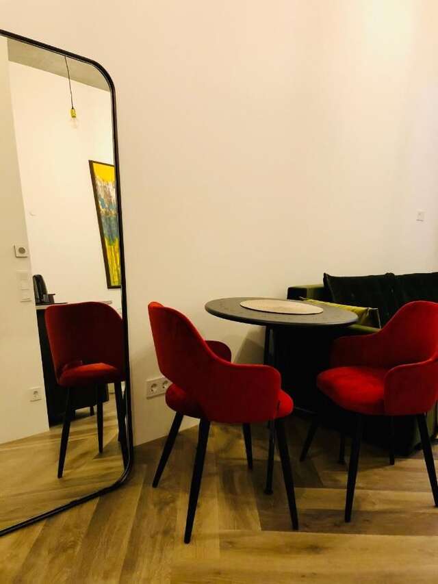 Апартаменты Vilnius Center Apartment - Old Town View Вильнюс-7